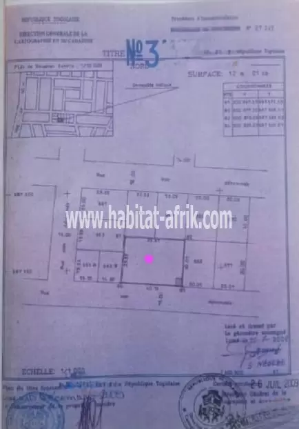 Je mets en vente une parcelle de terrain deux (2) lots colle a agoe cacaveli ministre ayassor avec titre foncier lome togo