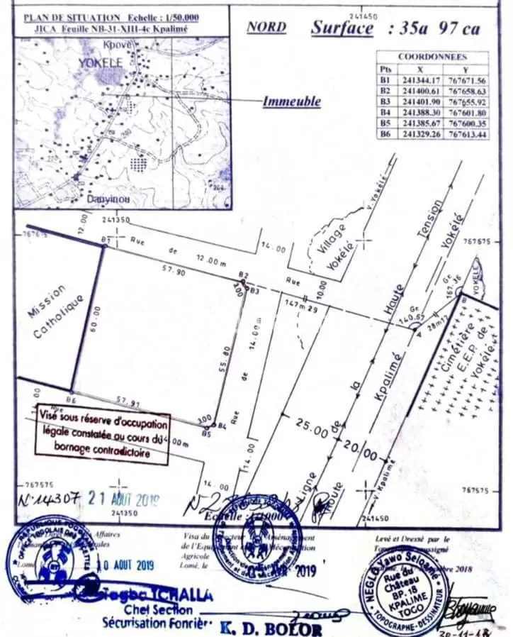 Je mets en vente une parcelle de terrain six (6) lots collés à yokele kpalimé togo 