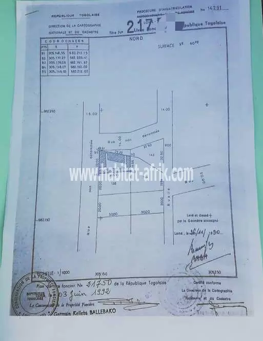 Je mets en vente une parcelle de terrain un lot 560m2 à Novissi lome togo 