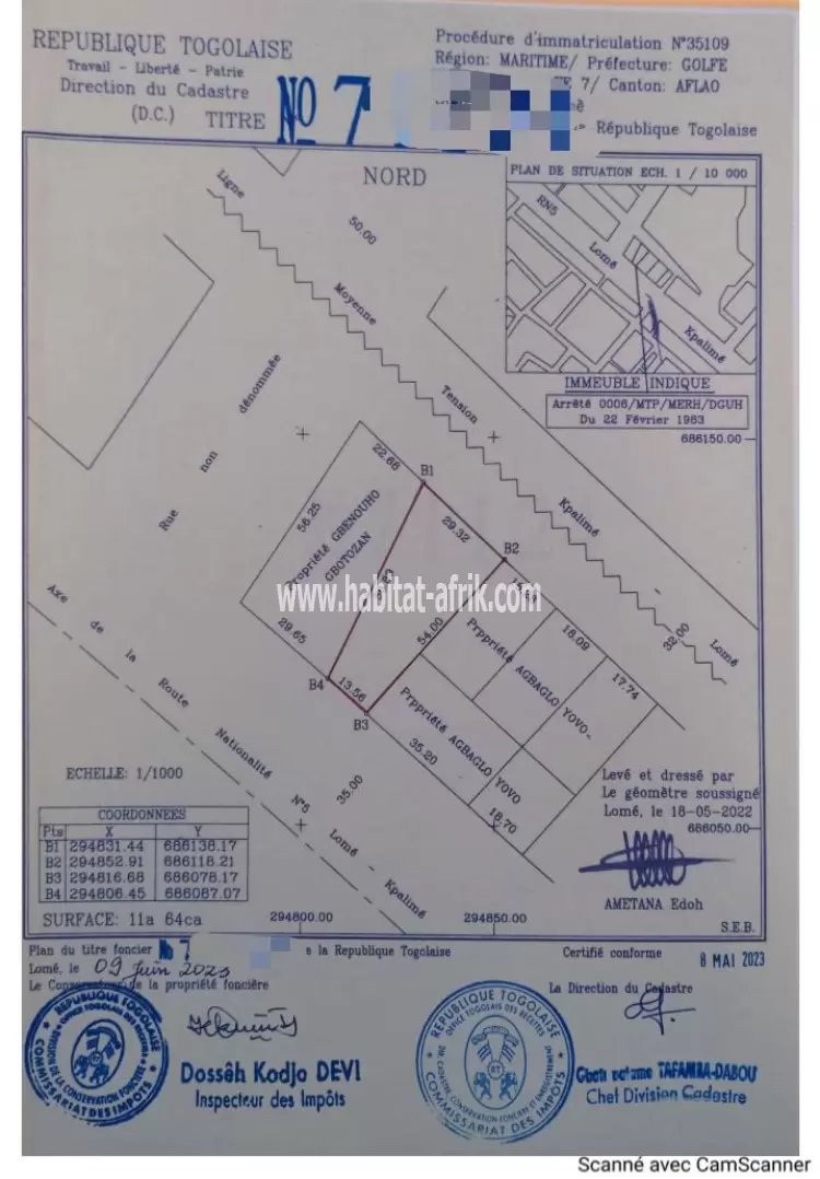 Je mets en vente une parcelle de terrain deux (2) lots collé à adidogome au bord du goudron IPG lome togo