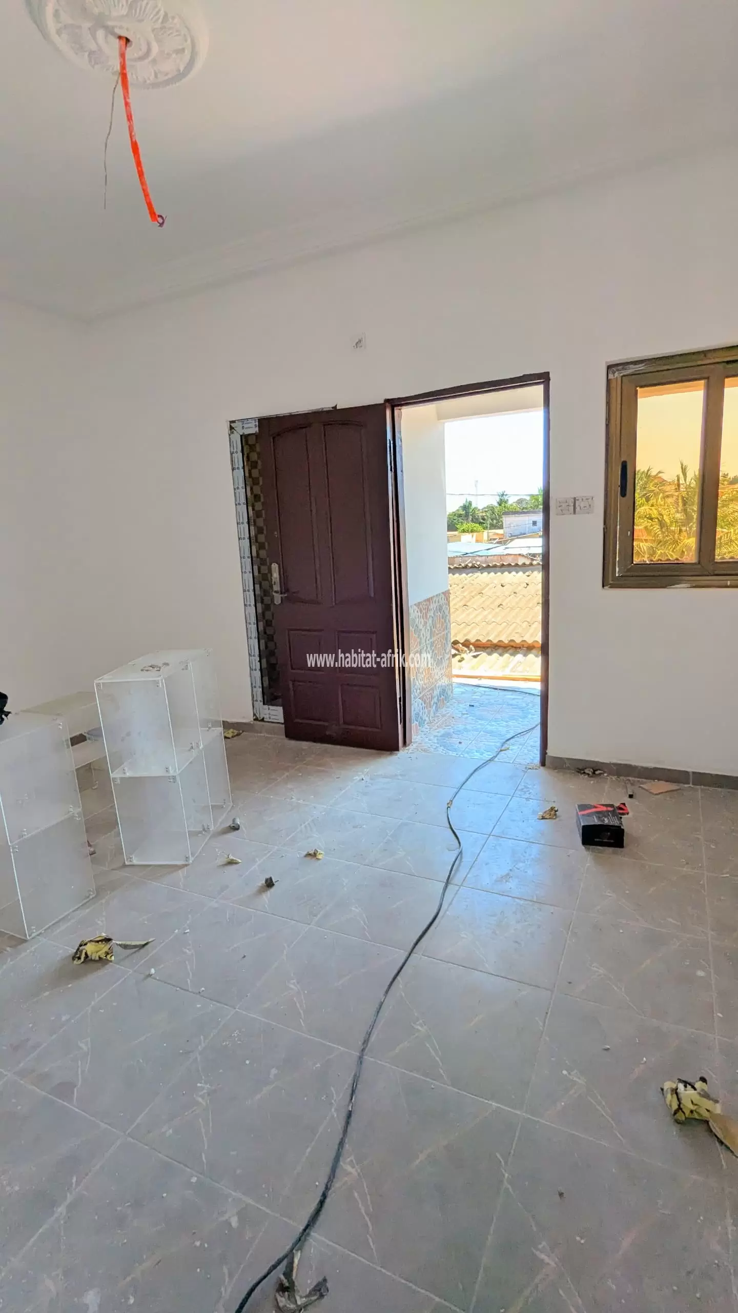 Je mets en location un appartement de chambre salon dwc cuisine nouvelle construction à Hedzranawoe hountigome LOME togo