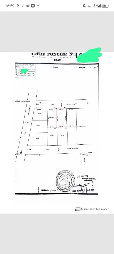 Je mets en vente une parcelle de terrain demi lot a Hedzranawoe non loin du marché avec titre foncier lome togo