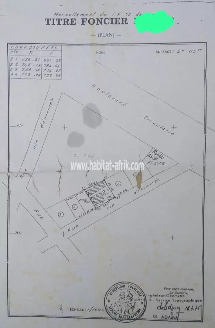 Je mets en vente une parcelle de terrain trois quarts (3/4) de lot derrière AKIF boulevard situé bléniguato lome togo