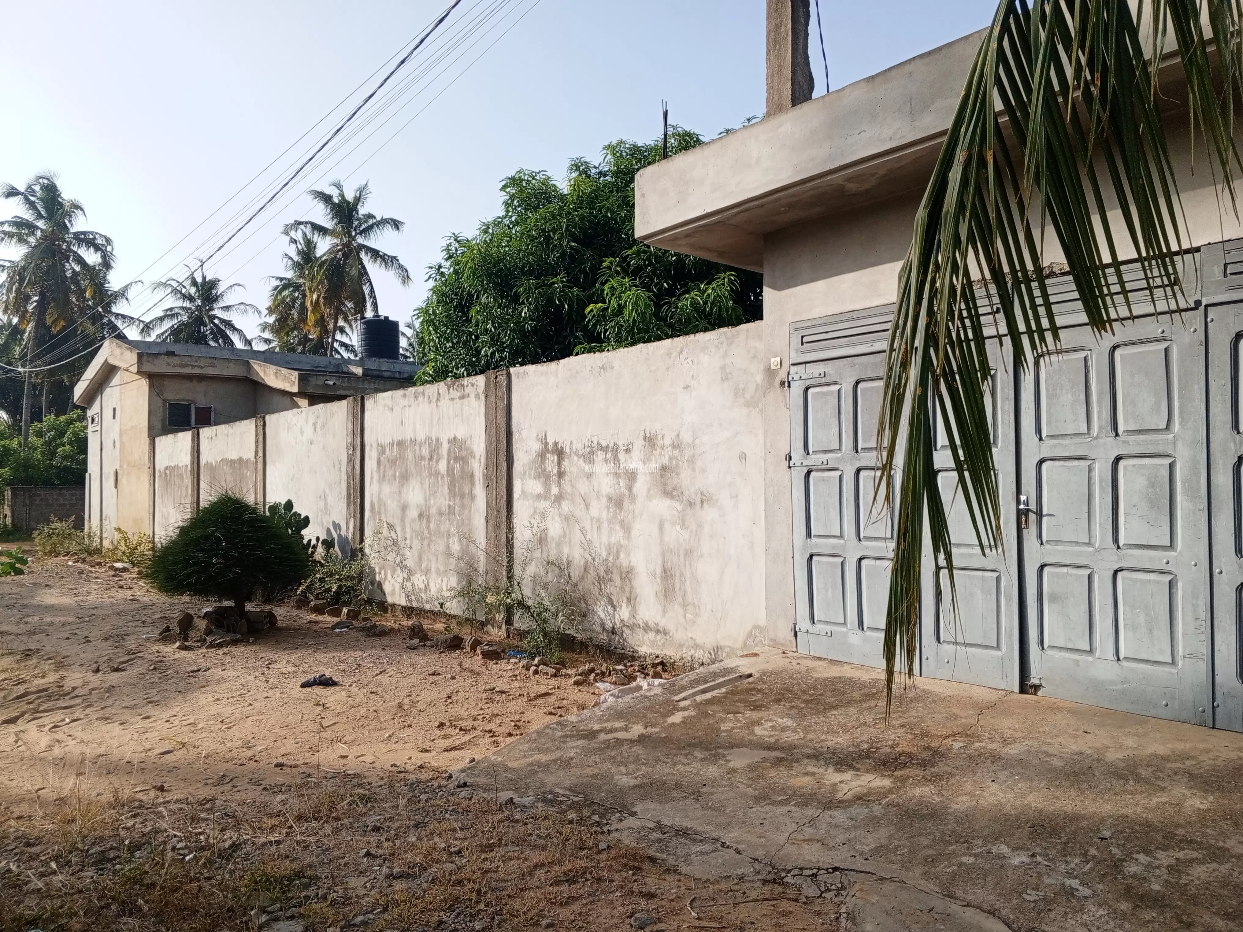 Maison a vendre Lacs Togo