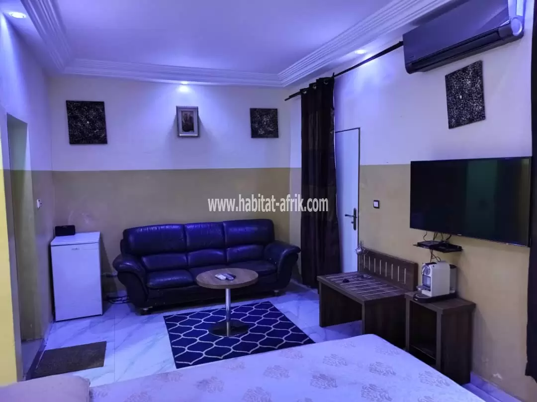 Je mets en location un studio meublé à atsiegou sokpanou 200m du goudron lome togo 