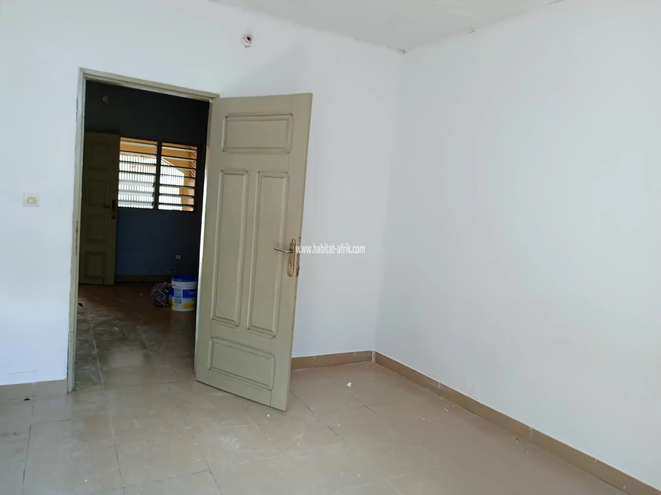 A louer un appartement de chambre salon interne à ADIDOADIN lome togo