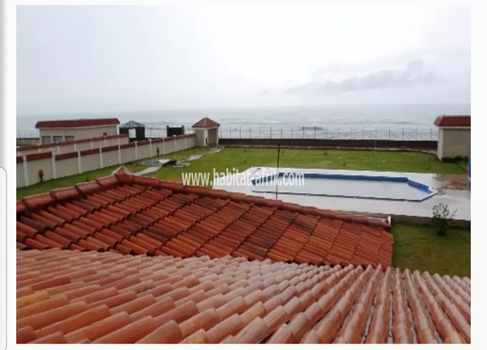 Villa non meublée à louer à Baguida "cité baie des anges"