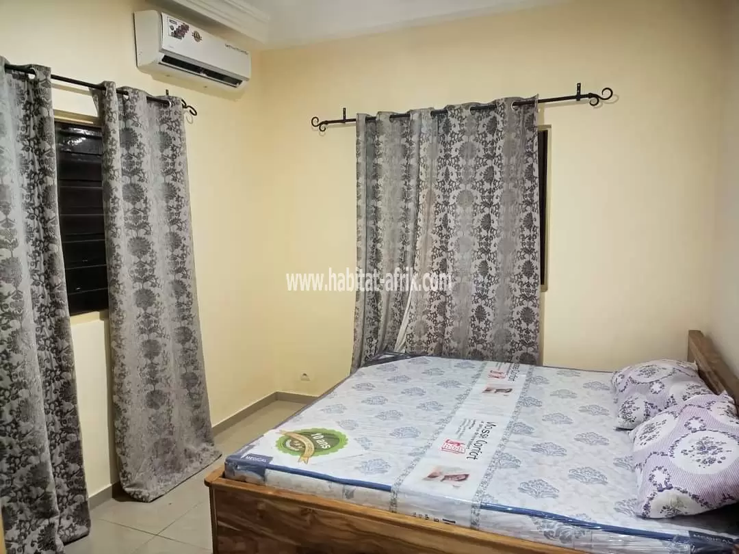 Je mets en location un appartement cour unique de deux (2) chambres salon équipée à pour vos séjour à lome togo 