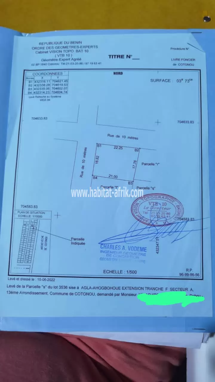 PARCELLE À VENDRE À CASSE AUTO COTONOU BÉNIN 