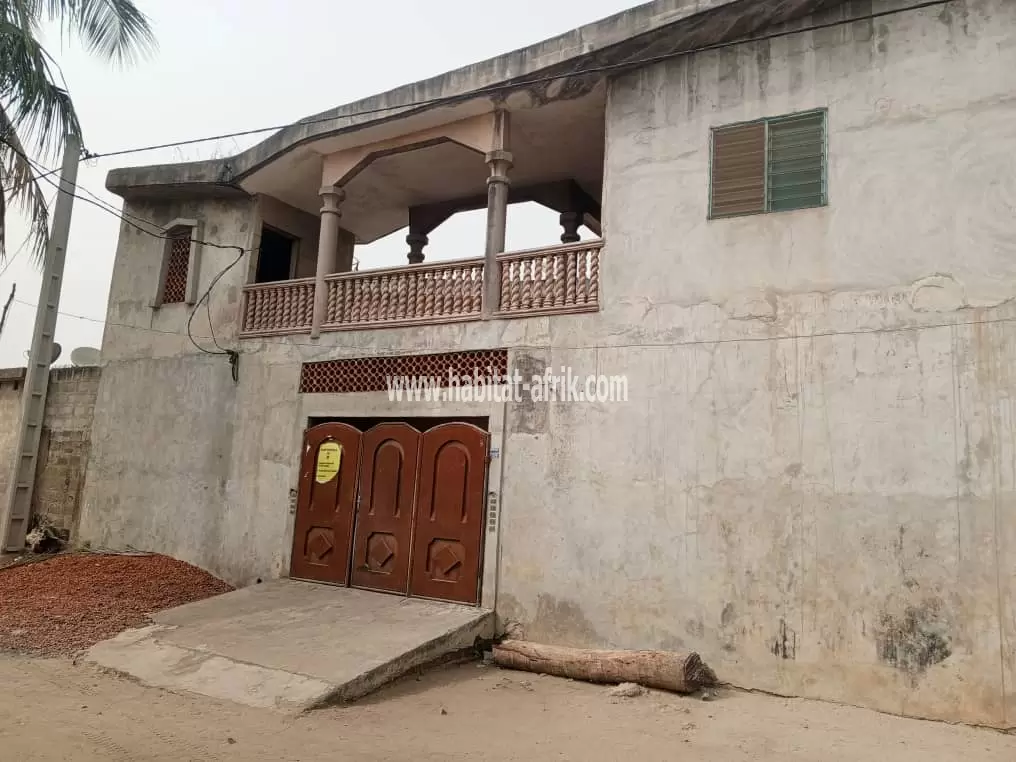 immeuble locatif à vendre à calavi gbodjè 