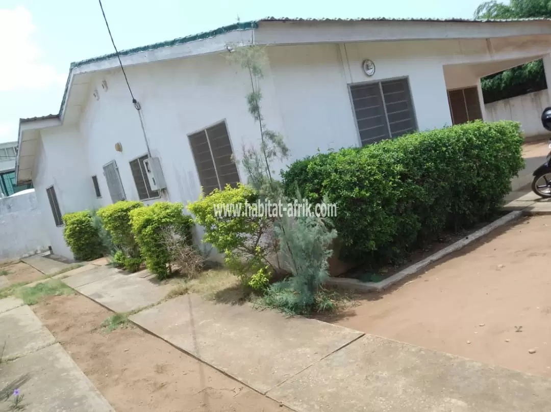 villa à vendre dans la cité arconville calavi 