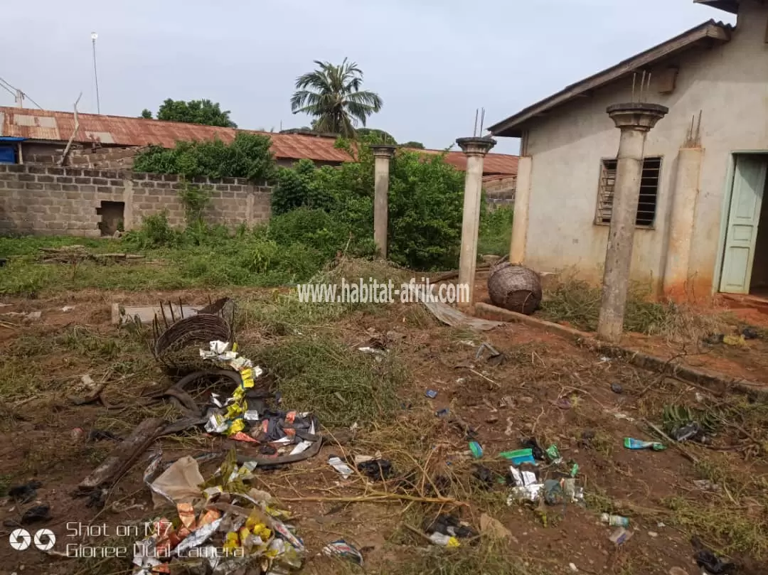 PARCELLE CLÔTURÉE EN ANGLE DE RUE À VENDRE À CALAVI ZOGBADJÈ 