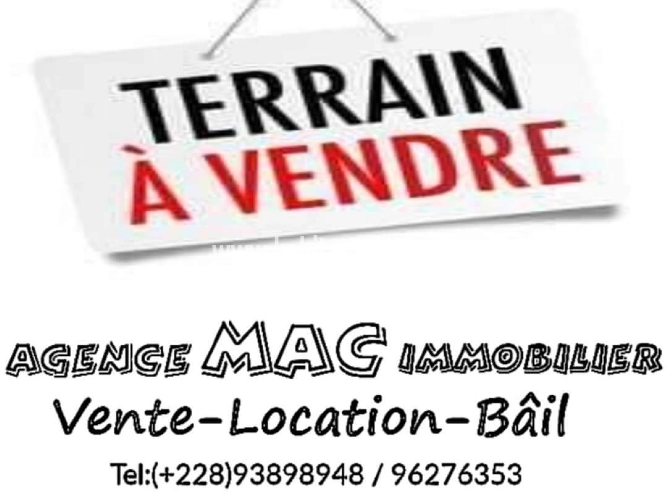 Terrain à vendre 1200 m² à atsiégou derrière la foire togo2000 Lomé-Togo 