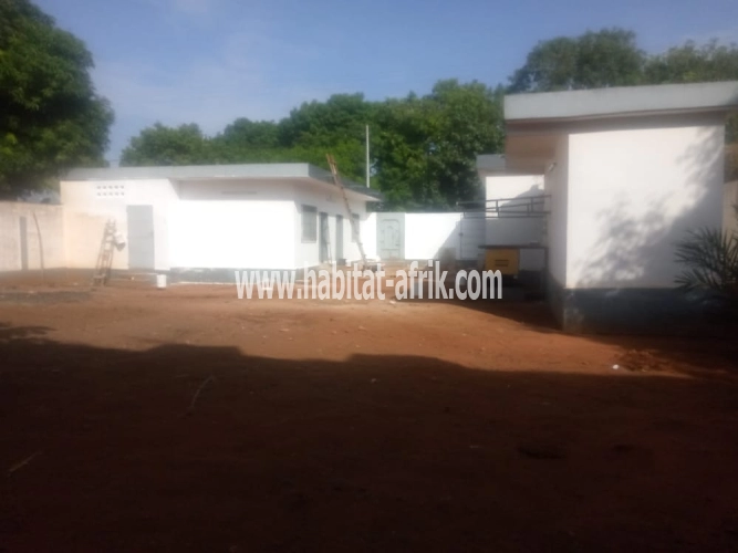 Vente Maison sur 1lot 600 mètres carrés à atsiégou 3 pièces Lomé-Togo 