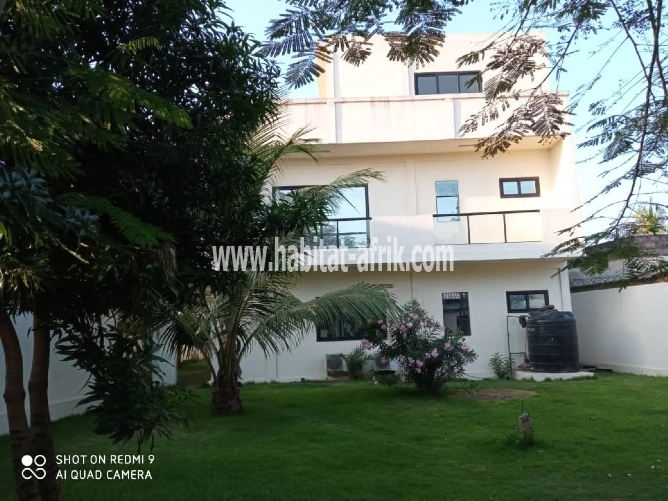 LOCATION VILLA DUPLEX 5 CHAMBRES À AGBALEPEDO LOMÉ-TOGO 