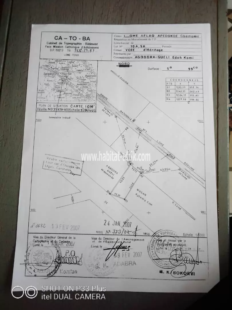 TERRAIN À VENDRE 1 LOT 600 MÈTRES CARRÉS FACE GOUDRON À ADIDOGOME ATTIGANGOME LOMÉ-TOGO 