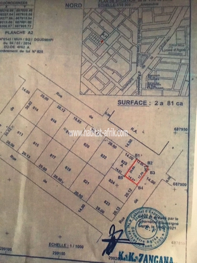 Terrain à vendre à Agoè 300 mètres de 2 lions Lomé-Togo 