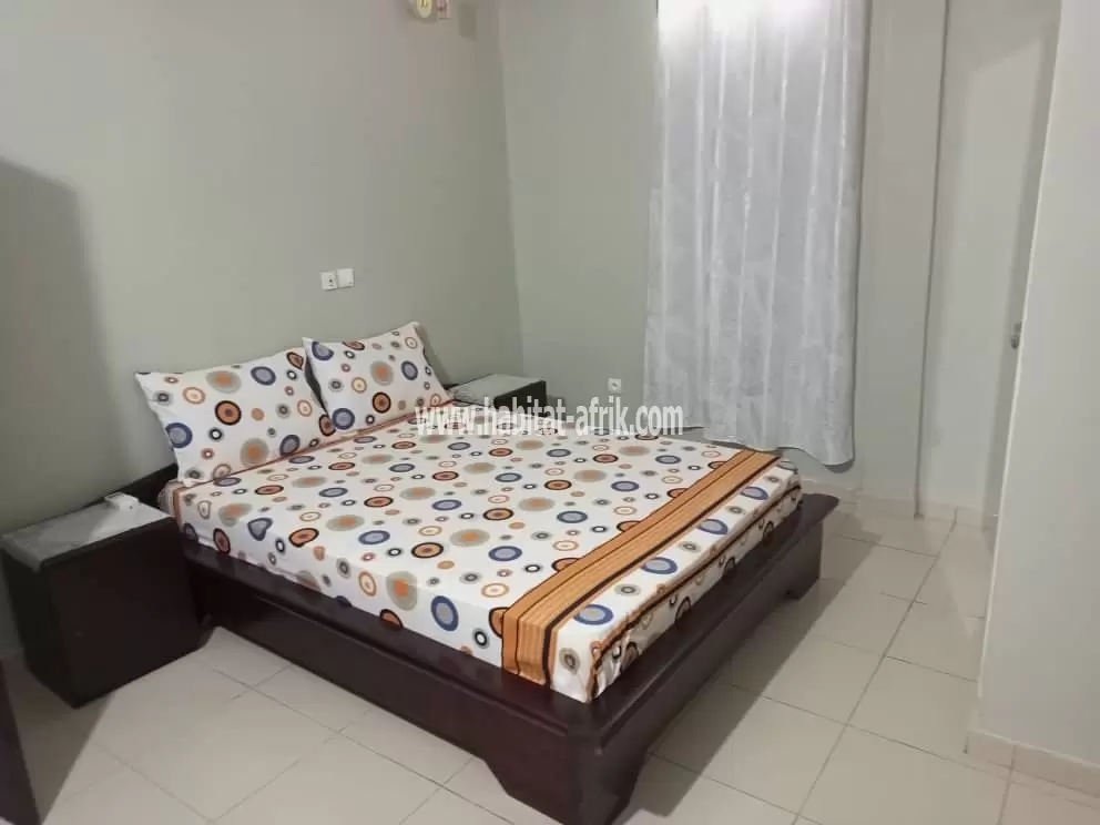 LOCATION APPARTEMENT MEUBLÉ SCINDÉ DE 2 CHAMBRES SALON A ATSIEGOU TOGO2000 LOMÉ-TOGO 