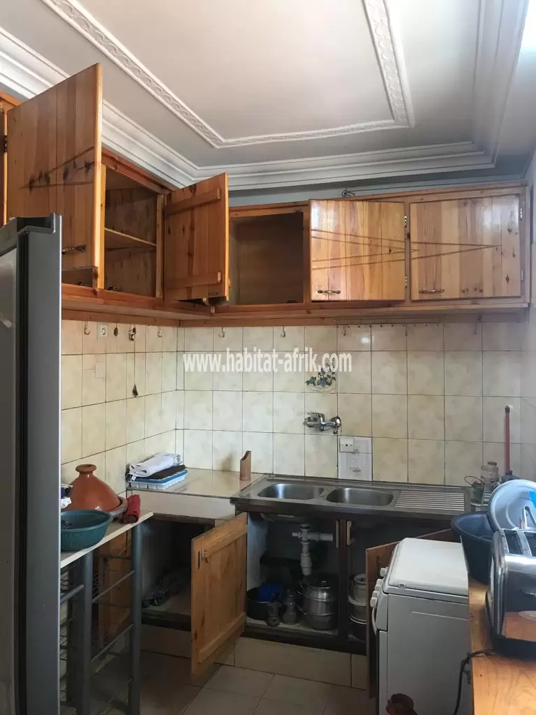 Je met en location un appartement meublé de 2 chambres salon à NYEKONAKPOE Lomé togo 