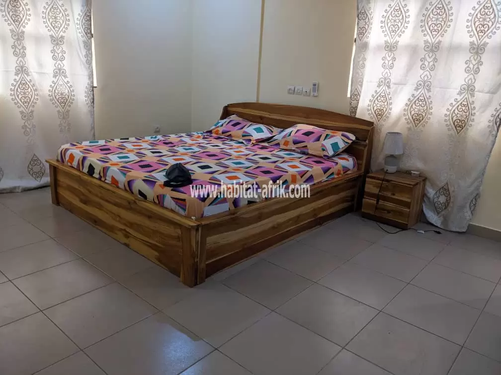 Je mets en location une maison meublé de 3 chambres à adidoadin Lomé togo 