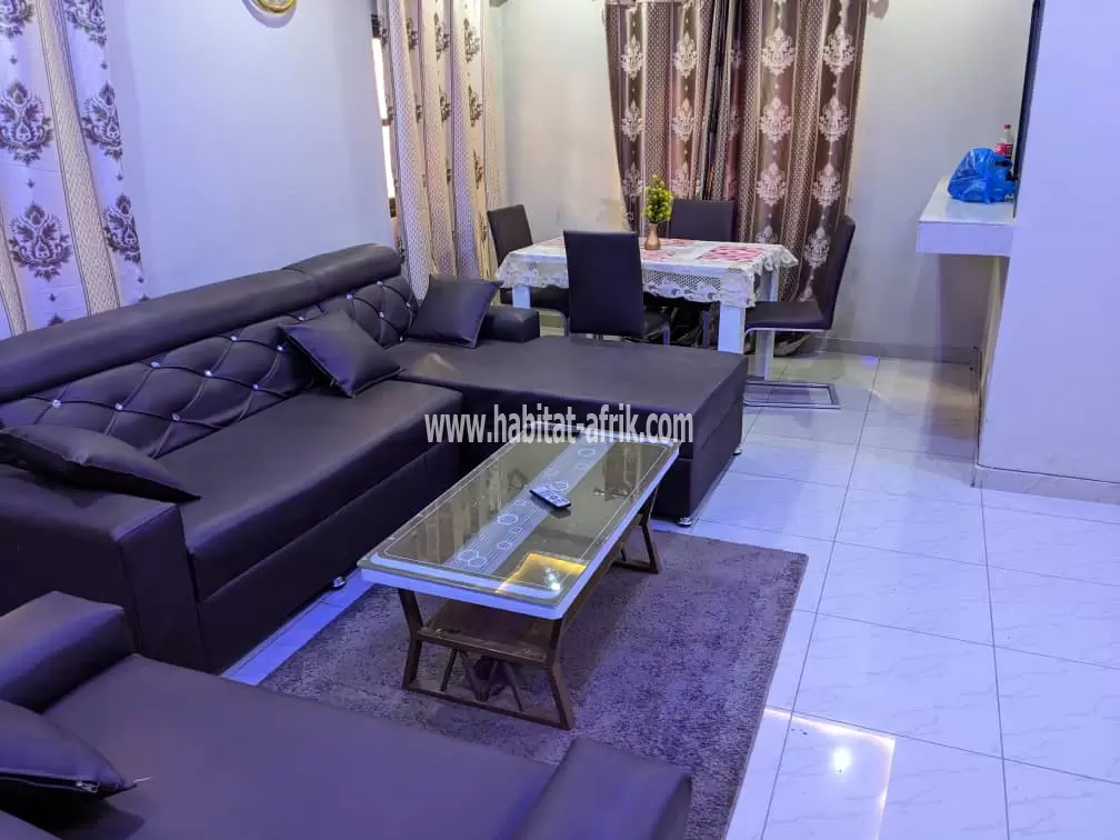 Je mets en location une maison meublé de 3 chambres à adidoadin Lomé togo 