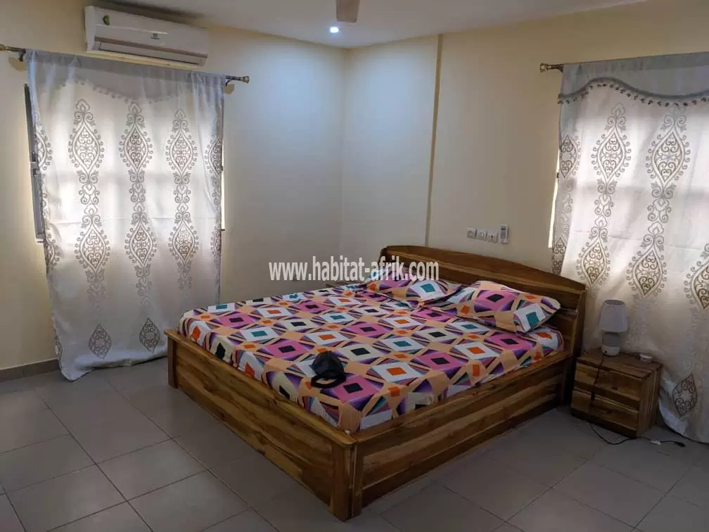 Je mets en location un villa 3 chambre salon à adidoadin Lomé Togo 