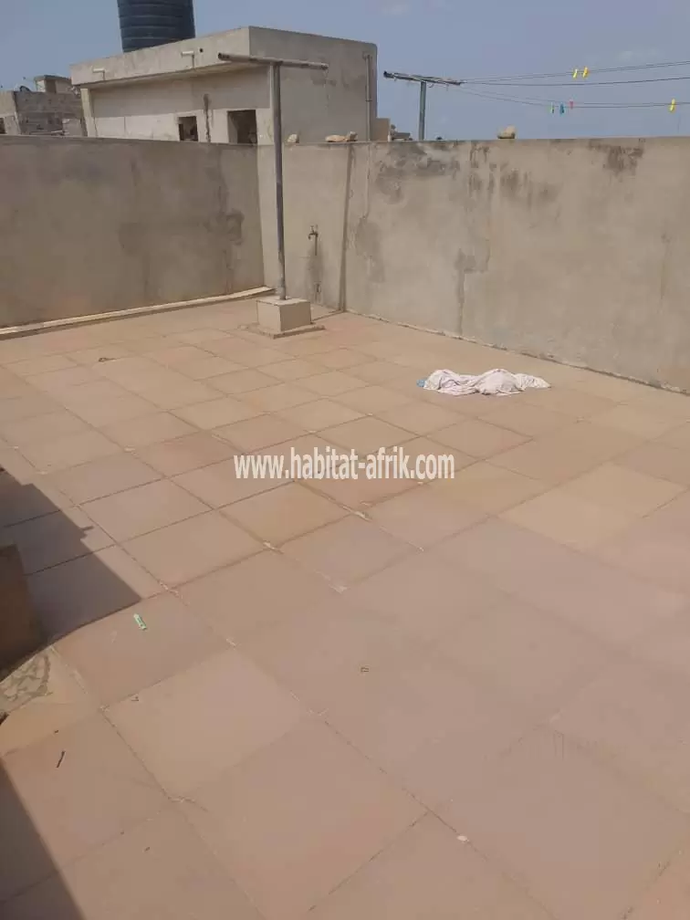 Je mets en location un villa  2 chambre salon à Dabalakondji Lome Togo 