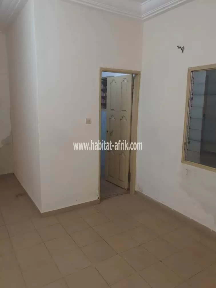 Je mets en location un villa  2 chambre salon à Dabalakondji Lome Togo 