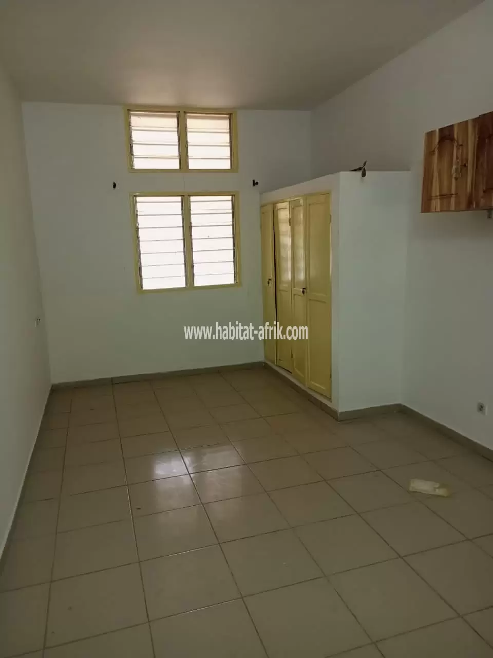 Je mets en location un appartement d’une pièce wcd interne à kegue tinga Lomé togo 