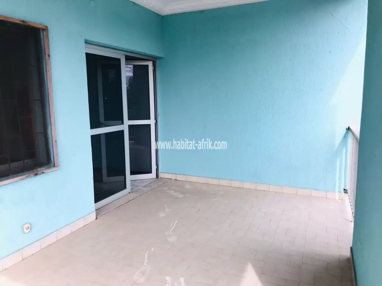 Je mets en location une maison de 4 chambres salon à Kodjoviakopé mivip lome togo