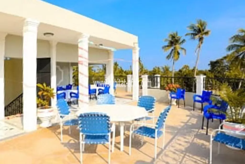 Je mets en location une maison duplex meublé situé à adidogome SAGBADO Lomé togo 