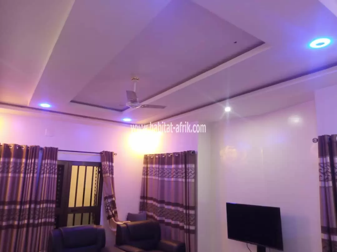 Je mets en location un appartement de 3 chambres à l’étage a AKATO lome to
