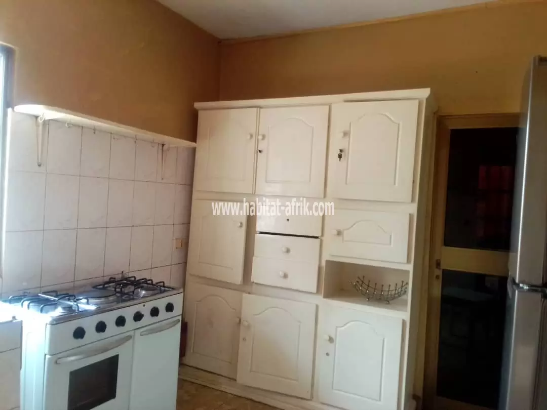 Je mets en location une maison de 3 chambres dans la caisse résidence du benin lom