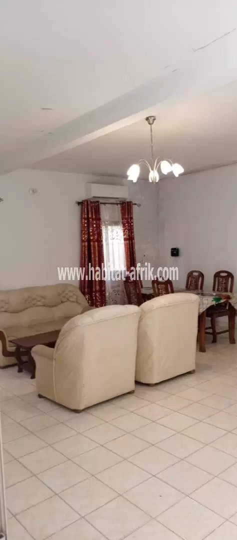 JE METS EN LOCATION UNE MAISON DE 3 CHAMBRES ET DÉPENDANCES À ADEWUI LOME TOGO