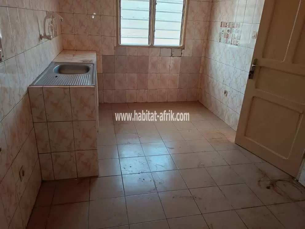 JE METS EN LOCATION UN APPARTEMENT DE 2 CHAMBRES À AVEDJI DIASPORA LOME TOGO