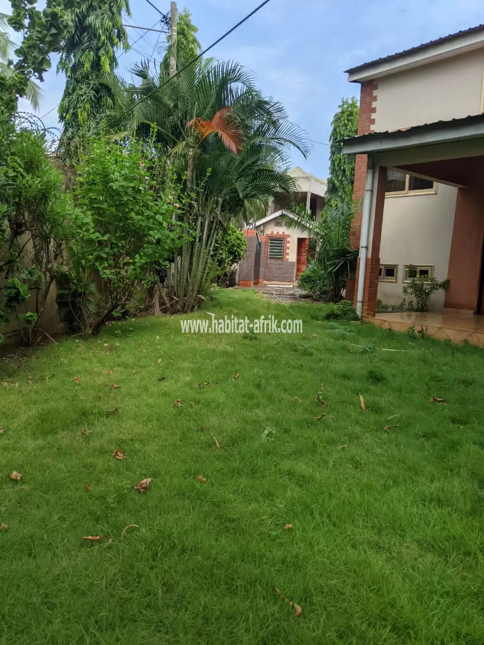 JE mets en location une maison de 3 chambres à Agoé cacaveli Lomé togo 