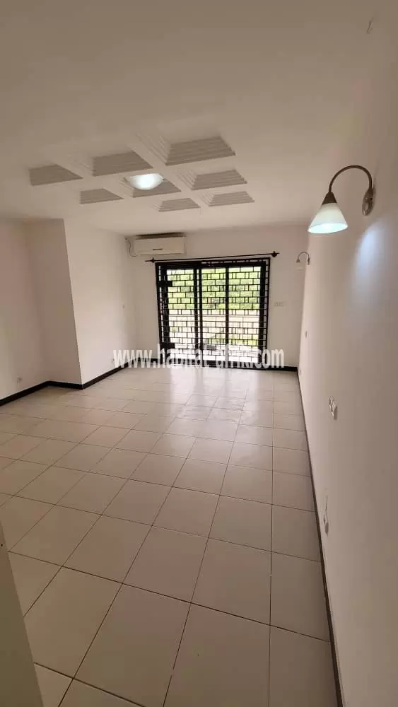 JE METS EN LOCATION UNE MAISON DE 4 CHAMBRES AVEC JARDIN A KODJOVIAKOPÉ LOME TOGO