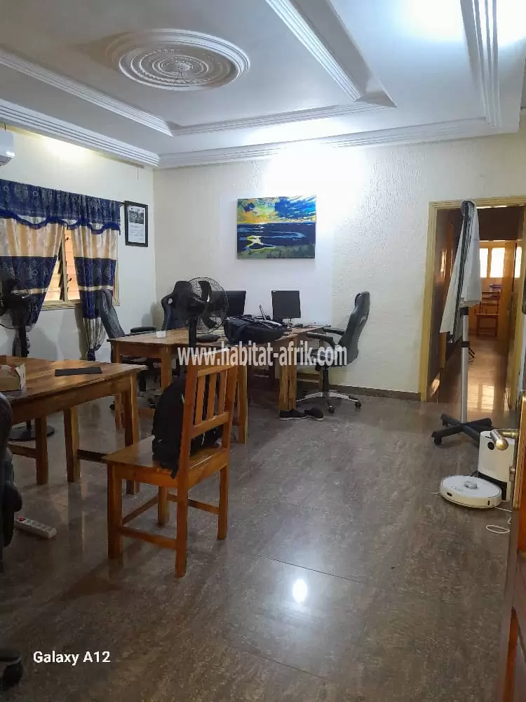 JE METS EN LOCATION UNE MAISON TROIS CHAMBRES A AGOÈ KOFFI PANOU LOME TOGO