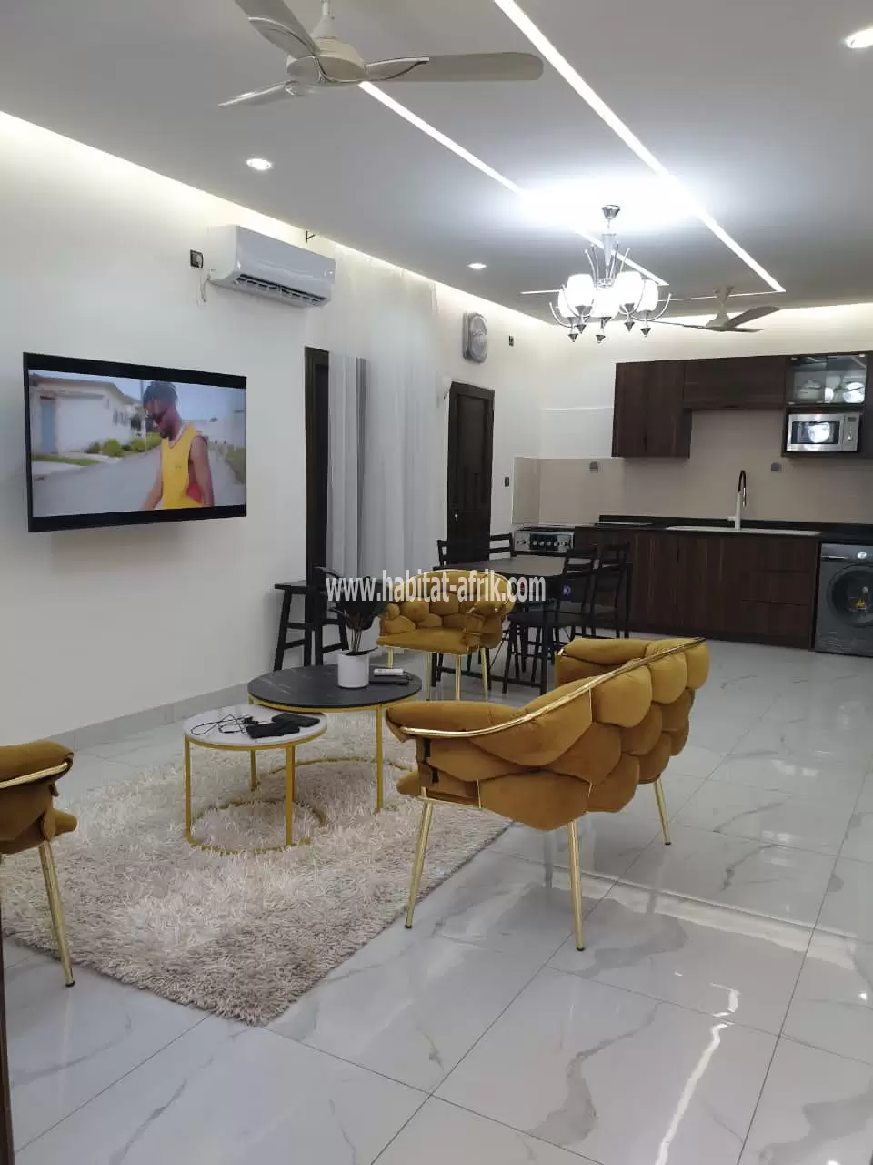 JE METS EN LOCATION UNE RÉSIDENCE MEUBLÉE TROIS (3) CHAMBRES A ADIDOADIN LOME TOGO