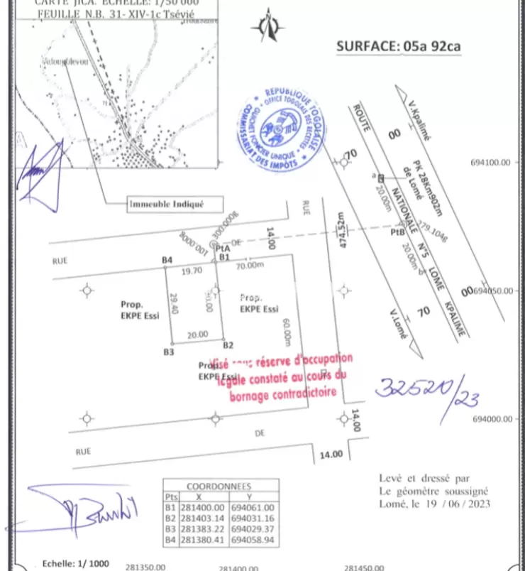 JE METS EN VENTE UNE PARCELLE DE TERRAIN A UNE TRÈS BONNE EMPLACEMENT À NOÉPÉ LOME T