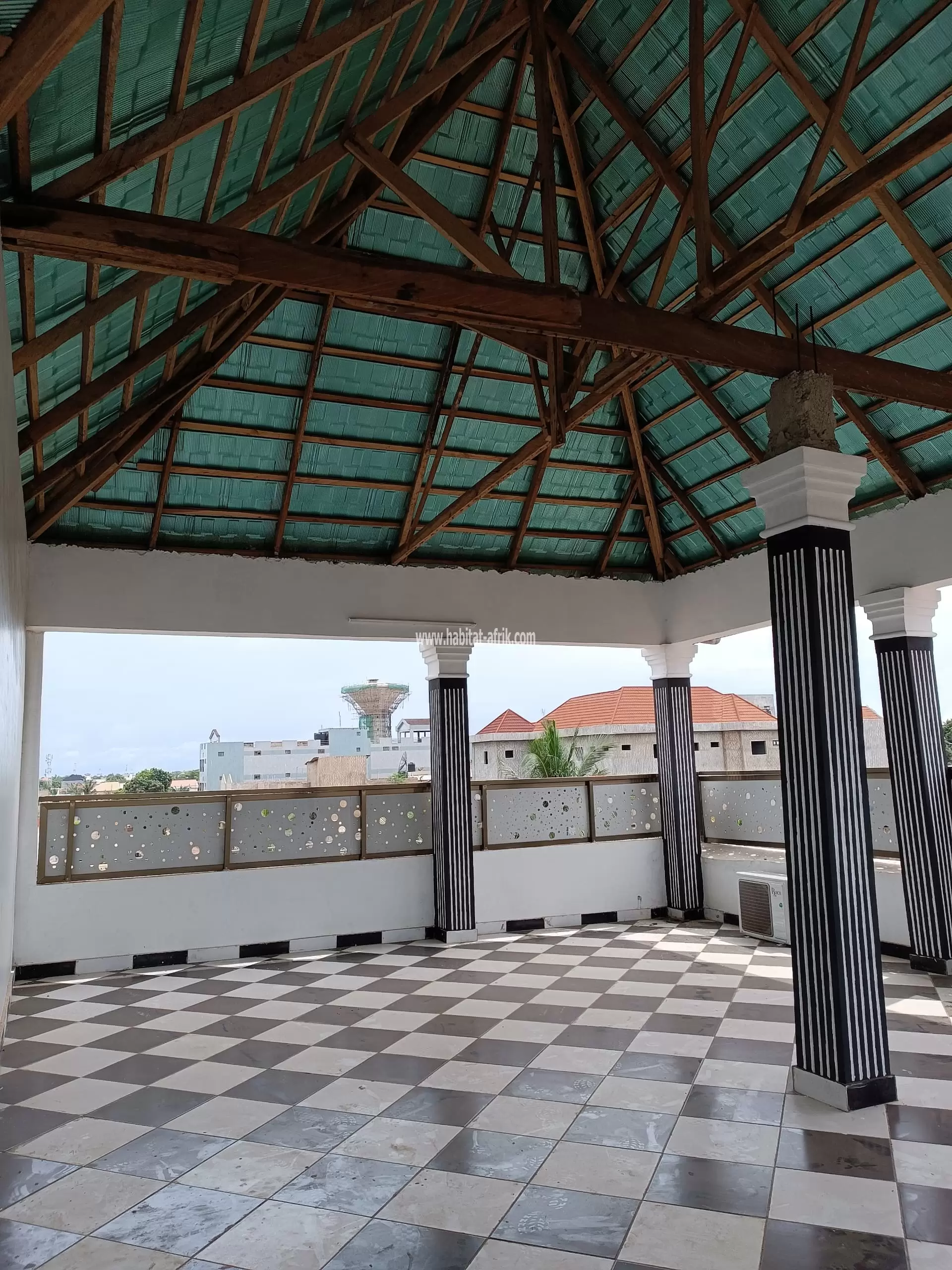 JE METS EN LOCATION UNE MAISON DE TROIS (3) CHAMBRES SALON A ATSIEGOU AÉROPORT LOME 