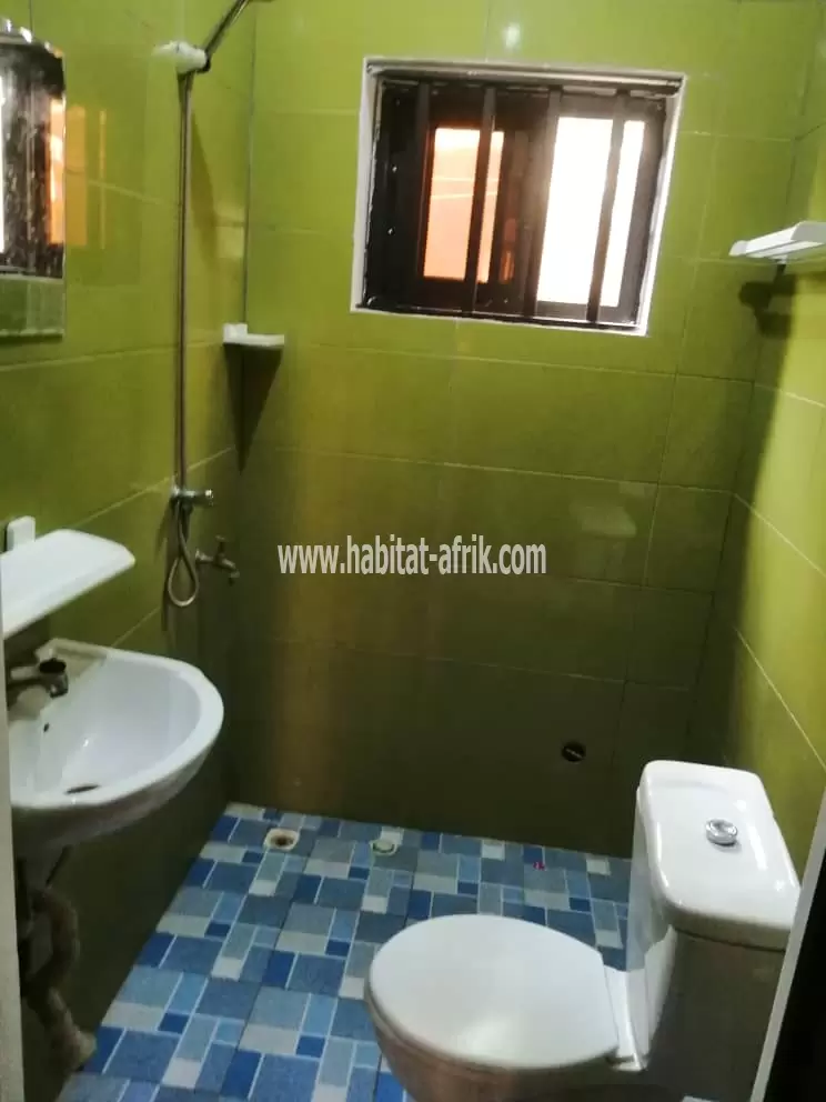 JE METS EN LOCATION UN APPARTEMENT DE CHAMBRE SALON NOUVELLE CONSTRUCTION A ADIDOADIN LOME TO