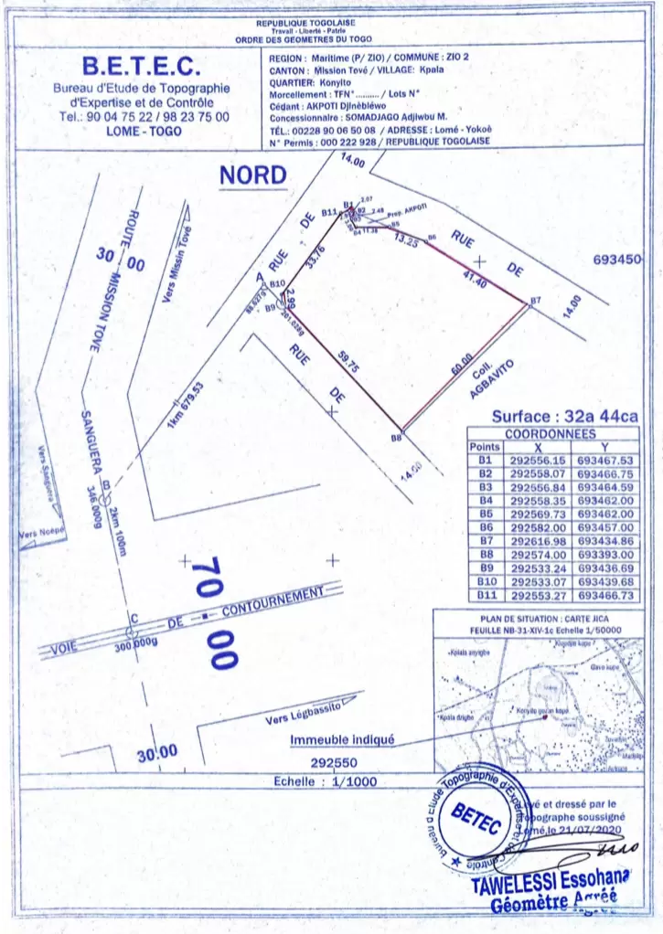 JE METS EN VENTE UNE PARCELLE DE TERRAIN CINQ (5) LOTS COLLÉS AVEC RÉQUISITION A NEUF CENT (900) METR