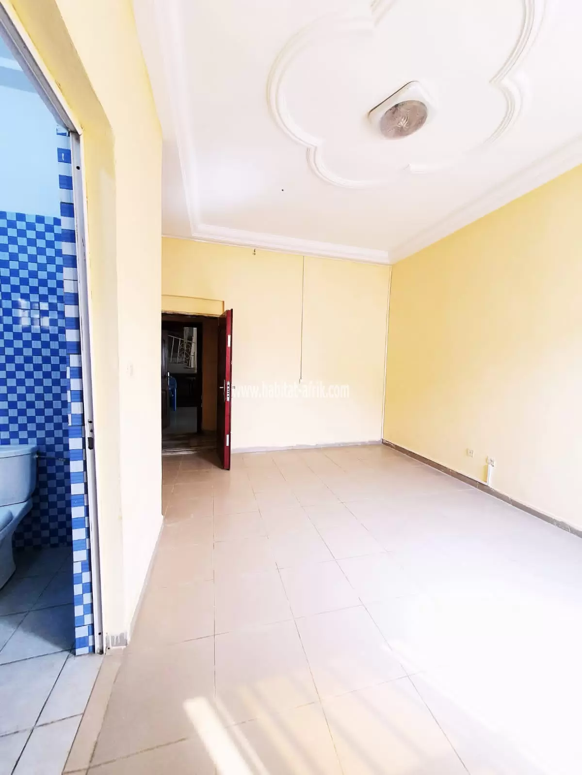 JE METS EN VENTE UNE MAISON A ADIDOGOME SAGBADO CINQ CHAMBRES LOMÉ TOGO 