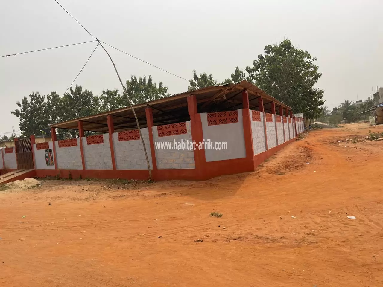 Je mets en vente une parcelle de terrain un lot et demi à Sanguera Klémé Lomé to