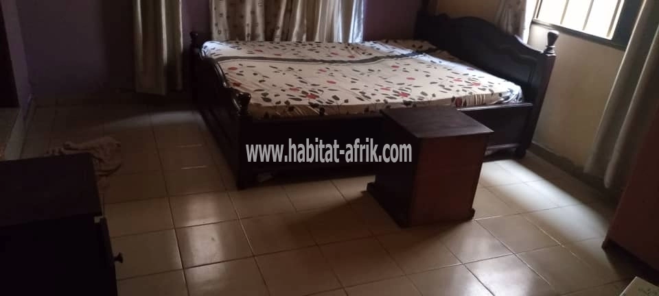 Villa duplex de 4 chambres à vendre à hedzranawoé sur demi lot 300 mètres carré avec titre foncier* Lomé-Togo 