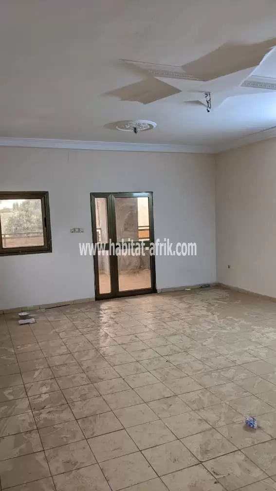LOCATION VILLA DUPLEX COMPOSÉE 6 CHAMBRES SALON A ATSIÉGOU PHARMACIE RAOUDA LOMÉ-TOGO 