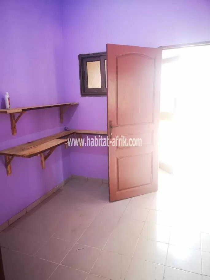 LOCATION APPARTEMENT PIÈCE WC DOUCHE CUISINE INTERNE A HEDJRANAWOE LOMÉ-TOGO 