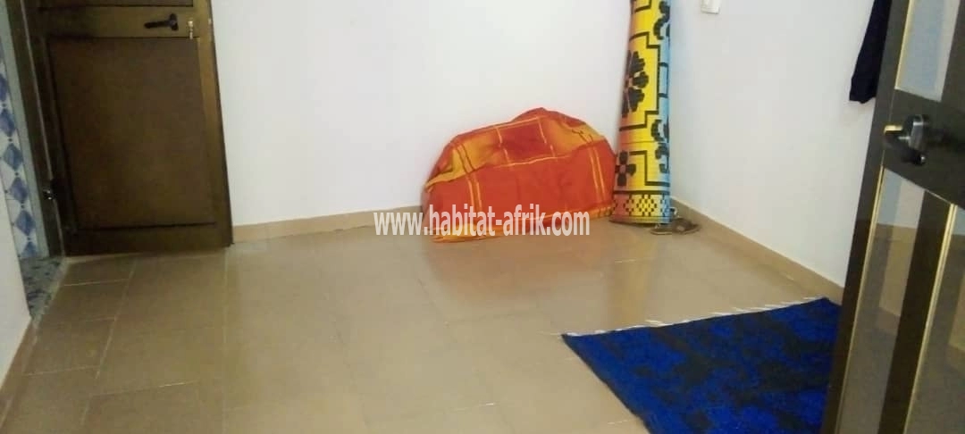 LOCATION APPARTEMENT PIÈCE WC DOUCHE CUISINE INTERNE A AGOÈ ADOUGBA LOMÉ-TOGO 