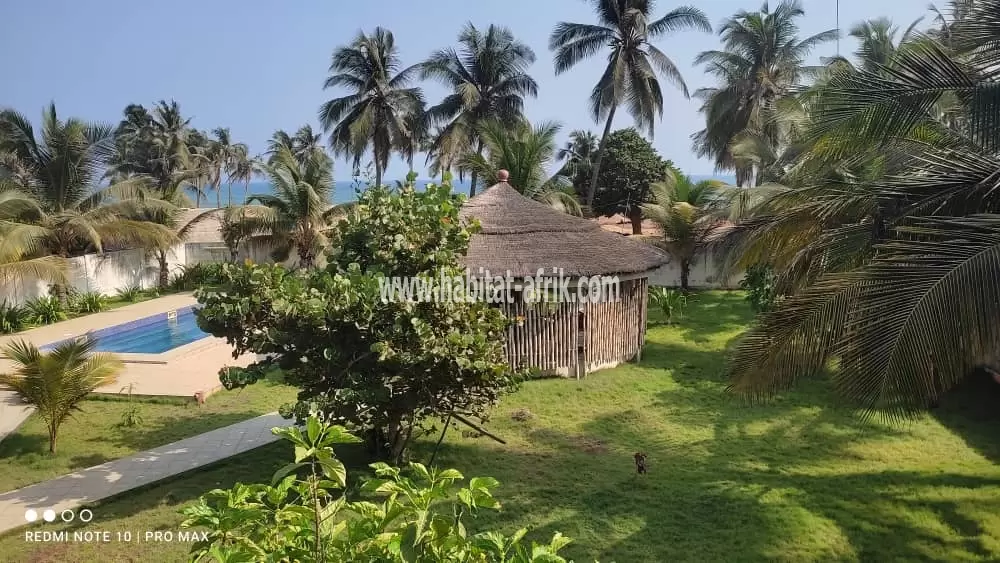 LOCATION VILLA AVEC PISCINE À AVEPOZO AGODEKÈ LOMÉ-TOGO 